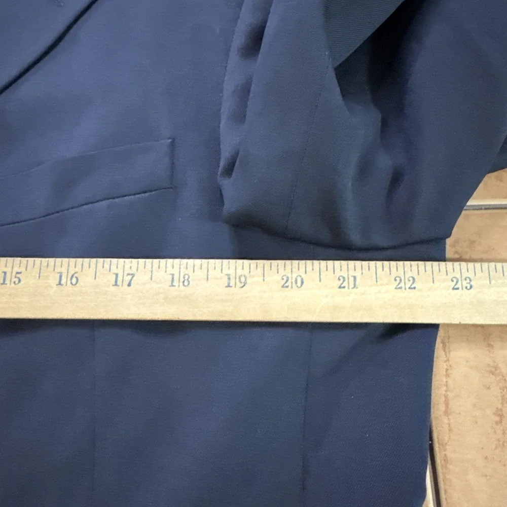 Loro Piana Silverstone Blazer Men Sz 42R Navy Blue Wool Silver Buttons Jacket